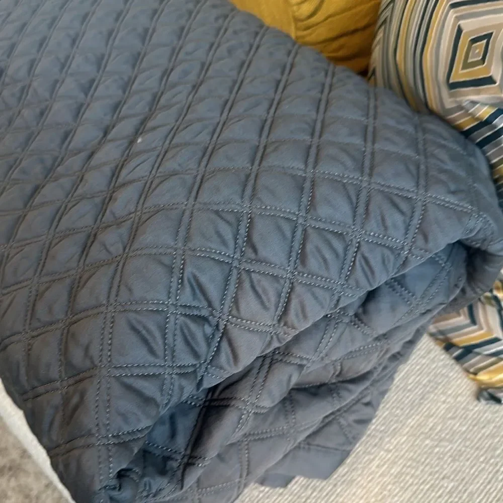 Hudson Park Collection Double Diamond Coverlet, King